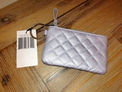 NUEVO CON ETIQUETAS Vera Bradley Icónico Estuche de Identificación con Cremallera LAVANDA PERLA Porta Insignia Llaves Cartera Foto 1 de 3