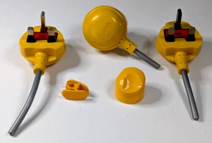 Dyson Yellow 13 amp UK Plugs x3 Cable Tidy On/Off Switch 1990's Vacuum Cleaner - Picture 1 of 8
