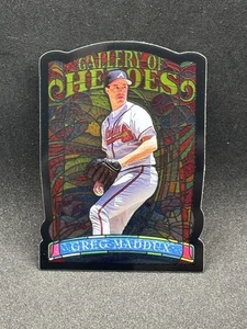 Greg Maddux HOF 1998 Topps Gallery "Gallery Of Heroes" #GH15 (Standard-Size) - Picture 1 of 2