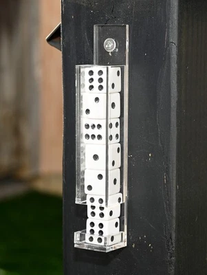 Dispensador de dados de acrílico (16 mm) montaje en pared para troquel de cerveza o broche de presión + dados + tornillo! Foto 1 de 4