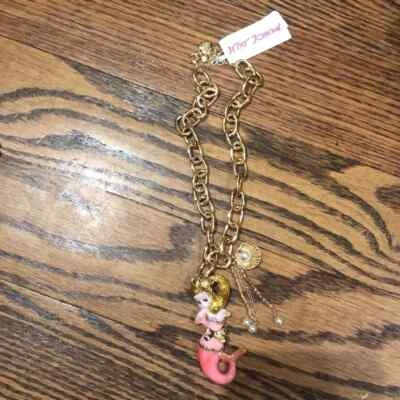 NUEVO Betsey Johnson Control de Cruceros GRANDE Sirena Concha Colgante Collar Cristal Foto 1 de 2