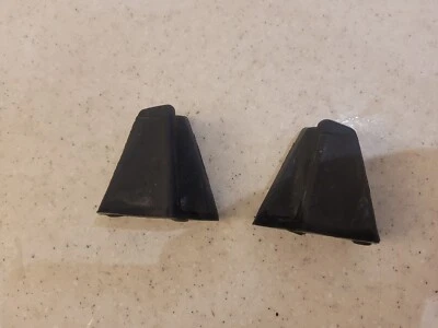 89-98 Geo Tracker Suzuki Sidekick trasero tapa blanda arco goma topes soportes Foto 1 de 3