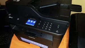 BROTHER MFC-L2750DW Wireless All-In-One Laser Printer Copier FAX 51k pages! - Afbeelding 1 van 1