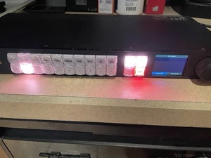 Blackmagic Videohub 10x10 12G Zero Latency Video Router - Picture 1 of 7