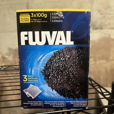 Fluval Carbon 100 gramos (paquete de 3) Foto 1 de 4