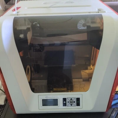 XYZ Printing da Vinci Jr. 1.0 3D printer  - Image 1 of 4