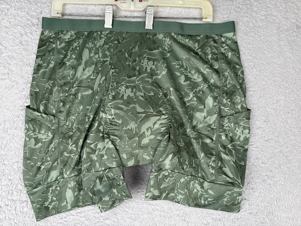 Pantalones Cortos de Ciclismo Cooperativos REI para Mujer Extra Grandes Patrón de Hoja Verde Acolchado Poliéster Foto 1 de 4