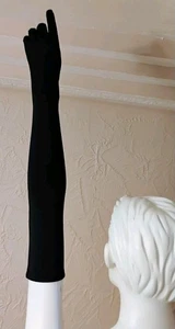 Vintage 1940er "Hansen" schwarzes Nyla Wildleder mit (3) kleinen Perlenknopf Opernhandschuhen  - Bild 1 von 11