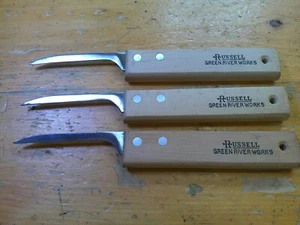USA LOT 3 NOS UNUSED VTG RUSSELL HARRINGTON GREEN RIVER WORKS 3" POULTRY KNIVES - Picture 1 of 14