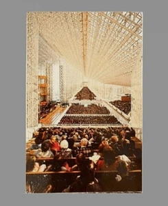 Postcard CALIFORNIA • Crystal Cathedral Garden Grove Interior • Robert Schuller - Picture 1 of 2