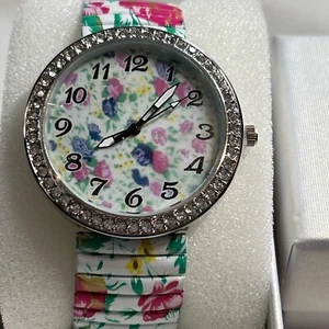 Women’s Watch Austrian Crystal, Japanese Movement, Steel Back Stretch Band NEW 1 - Picture 1 of 11