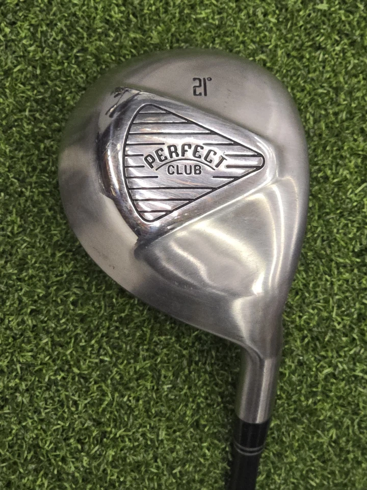 Perfect Club 21 deg hybrid fairway with cover - Image 1 of 4