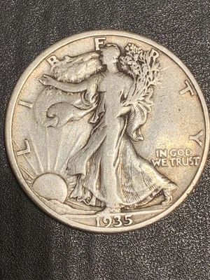 1935 Philadelphia  Mint Silver Liberty Walking Half Dollar  lot # 2059 - Image 1 of 4