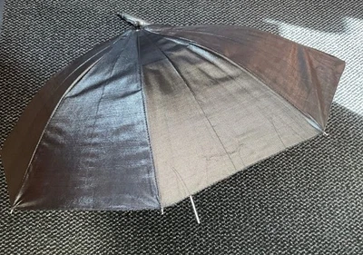 Pair Photography Studio Reflective lighting Umbrellas 34" for flash photography - Image 1 of 4