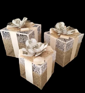 Set 3 Pacchetti Pacchi Regalo Luminosi di Natale Decorazione Addobbo pacco regal - Foto 1 di 3