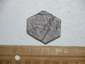 Ruby Recorder Crystal natural red ruby Madagascar 1 1/8 x 1 1/2 inch R38 - Picture 1 of 2