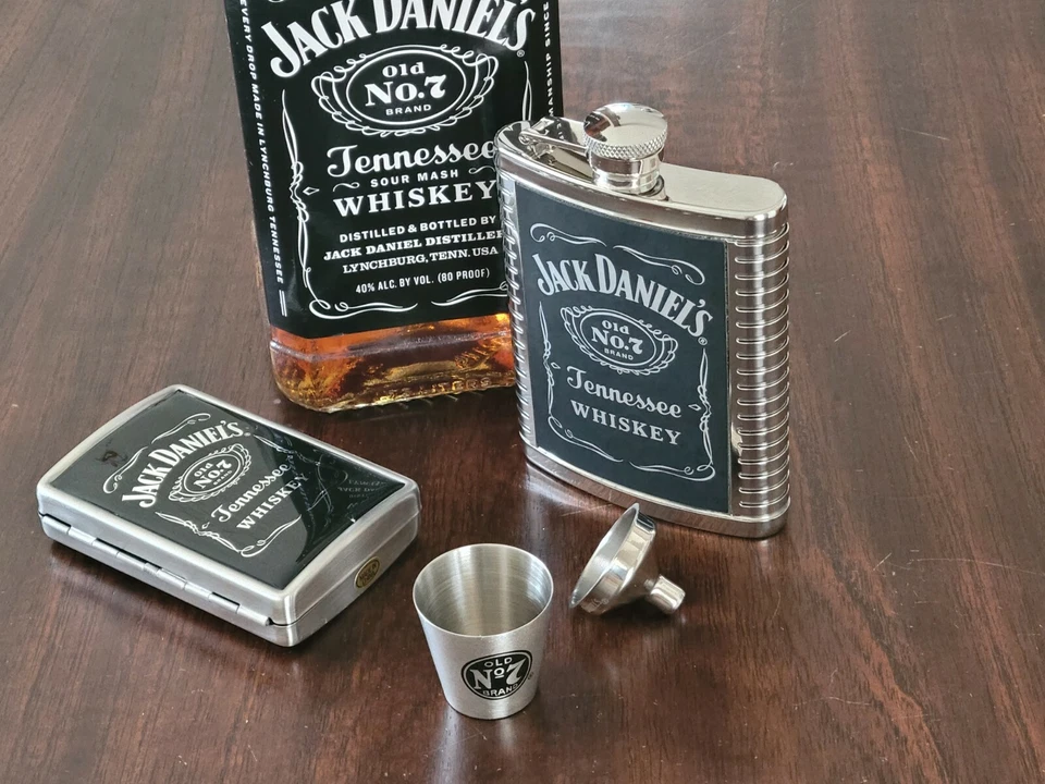 Jack Daniels 6 Oz Flask Cigarette Case Shot Funnel Set Stainless Steel Flask Set - Image 1 of 4