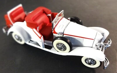 *LOT (1) Franklin Mint 1931 Cord L-29: World’s Great Classic Cars (1:43) NRMINT - Image 1 of 4