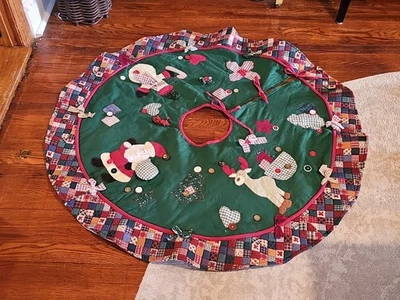 Vintage Farmhouse Christmas Tree Skirt Quilt Patchwork  Holiday Santa Plaid 36" - Image 1 of 4
