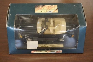 Master Toy 1/18 Maßstab 1989 Mercedes 500SL schwarz Cabrio (4327) - Bild 1 von 5