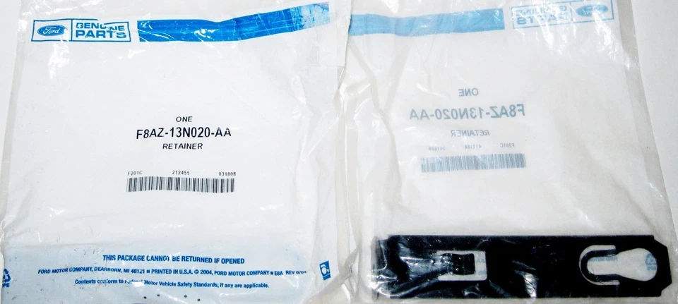  FORD F8AZ13N020AA Ford CROWN VICTORIA GRAND MARQUIS Headlamp Adjusting Retainer - Image 1 of 1