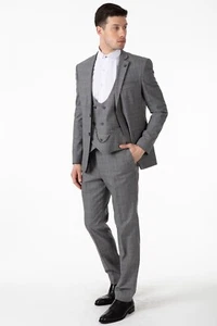 3 Piece Grey Plaid Check Suit 36R x 30W - Picture 1 of 6