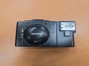 Olympus XA2 schwarz analoge Kompaktkamera 35 mm ungetestet - Bild 1 von 10