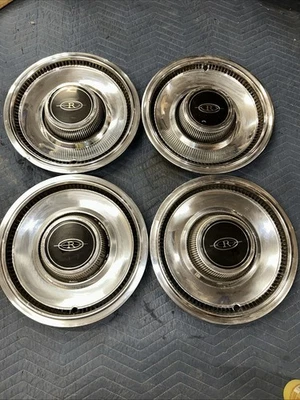 4- Cubierta de rueda tapacubos Buick Riviera 15" 1055 01245007 1974 1975 1976 tapacubos OEM Foto 1 de 4