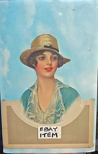 CALENDARIO anni 50 circa CAMPIONE VENDITORE fustellato e goffrato bella signora con cappello - Foto 1 di 1