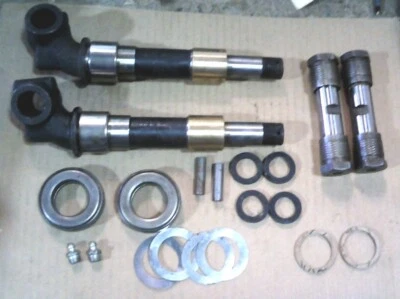 King Pin Set with Outer Pivot Pins for 1941-1942 Studebaker Commander President - Image 1 of 4