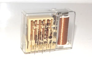 Hengstler Sicherheitsrelais HOZ-462-1210 Spulenspannung 24V DC 10A 230/240V - Picture 1 of 3