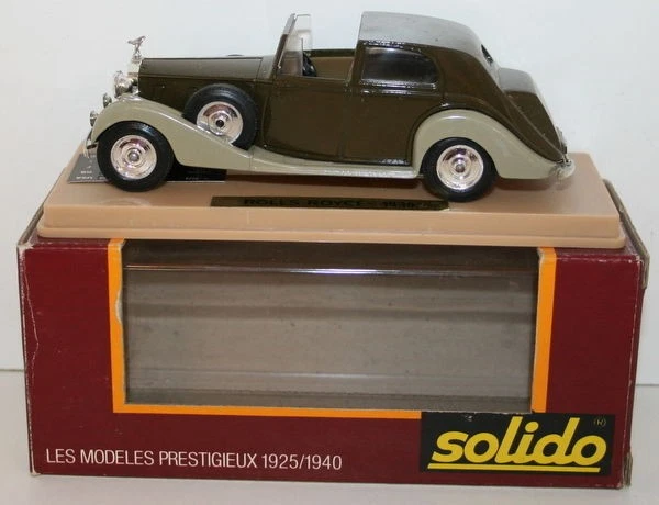 Solido 1/43 Scale - 71 - 1939 Rolls Royce - 2 Tone Green - Image 1 of 1