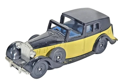Corgi James Bond Goldfinger 1937 Rolls Royce Phantom III Diecast Model Car 1:36. - Image 1 of 4