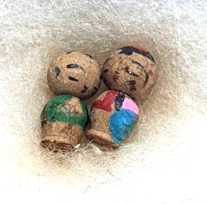 Antique Japanese Kokeshi doll, about the size of a grain of rice, very delicate, - Picture 1 of 17