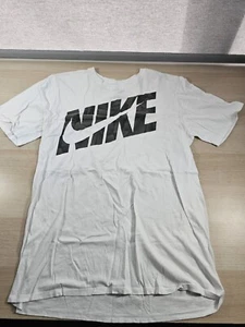 The Nike Tee T-shirt White / Black Spellout Swoosh Athletic Cut Size M Medium - Picture 1 of 6