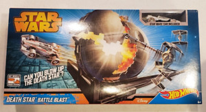 Hot Wheels Star Wars Death Star Battle Blast Set With Car NEW & SEALED