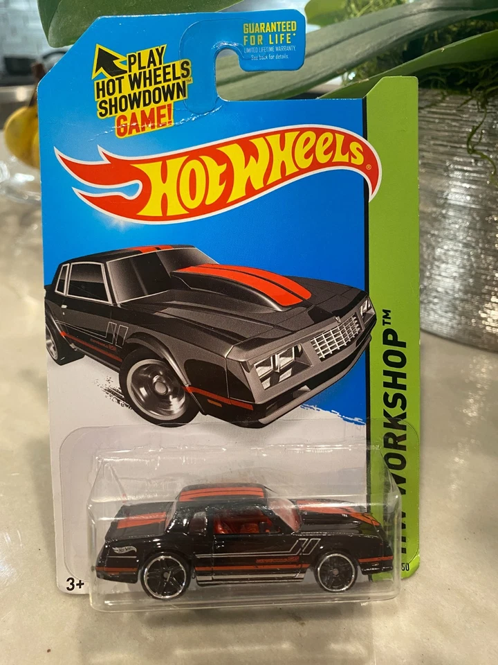 2015 Hot Wheels #230 HW Workshop-Muscle Mania '86 MONTE CARLO SS Nero Con PR5Sp - Immagine 1 di 1