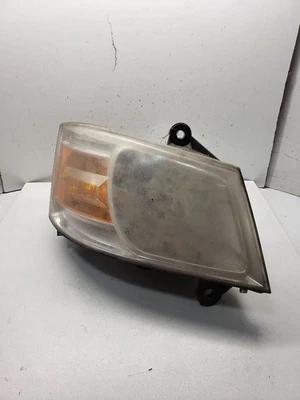 Faro derecho pasajero para caravana 08-10 1422916 Foto 1 de 4