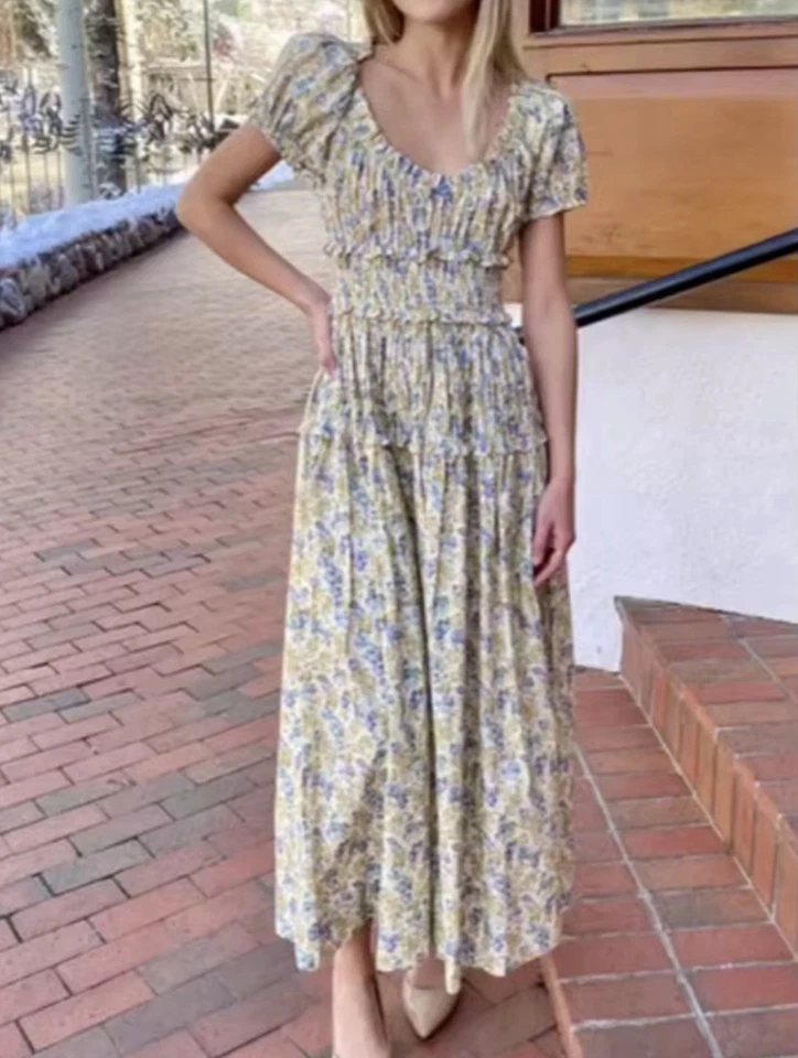 Vestido midi Doen para mujer estampado floral algodón-voile fruncido elegante vestido Leanne Foto 1 de 4