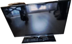 Fernseher Full HD 32 Zoll 82cm Diagonale von Grundig 32 VLE 786 BL - Bild 1 von 9
