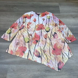 Camisa asimétrica Jess & Jane floral manga 3/4 para mujer talla pequeña - Imagen 1 de 6