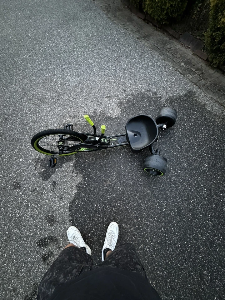 Triciclo máquina verde Huffy 98305 20 pulgadas Foto 1 de 3