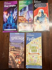 Disney World Retired 2017 Guide Maps Set English - Picture 1 of 6