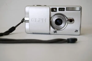 Canon ELPH Z3 IXUS III APS analoge Point & Shoot Cartridge Kamera. #120 - Bild 1 von 9