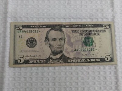 2009 Federal Reserve Note Five Dollars * Star Bill - Image 1 of 4