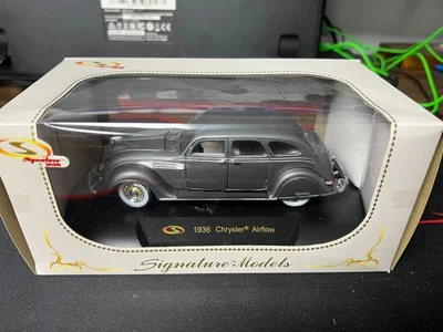 SIGNATURE MODELS 1936 CHRYSLER AIRFLOW 1/32 SCALE MINT IN BOX E32 - Image 1 of 4