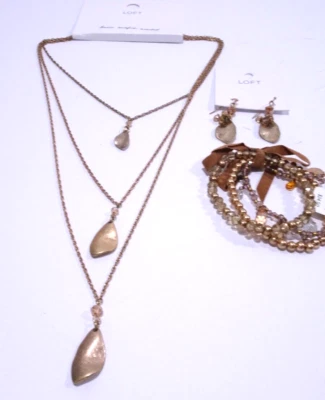 Juego de 3 piezas de pulsera pendientes hoja Ann Taylor para mujer nuevo con etiquetas 120 Foto 1 de 4