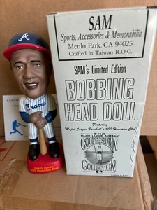 Hank Aaron 500 HR Club S.A.M's  BobbleHead Atlanta Braves HOF  New In Box - Picture 1 of 1