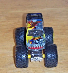 2012 Mattel Hot Wheels Monster Jam Team Hot Wheels Truck 1:64 Die-cast - Picture 1 of 5