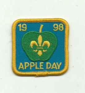 N SCOUT CANADA 1998 APPLE DAY PATCH ANNUAL EVENT CANADIAN BADGE SPENDENAKTION!!!! - Bild 1 von 1